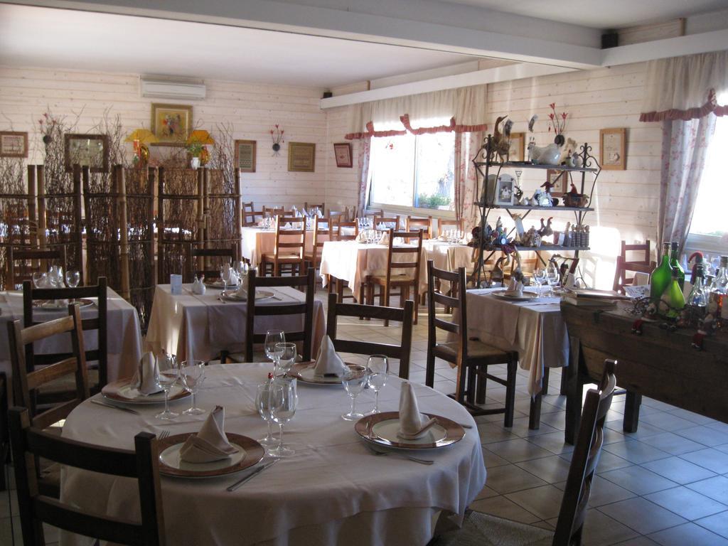 Hotel Restaurant Des Thermes Castéra-Verduzan Dış mekan fotoğraf